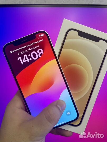 iPhone 12, 64 ГБ