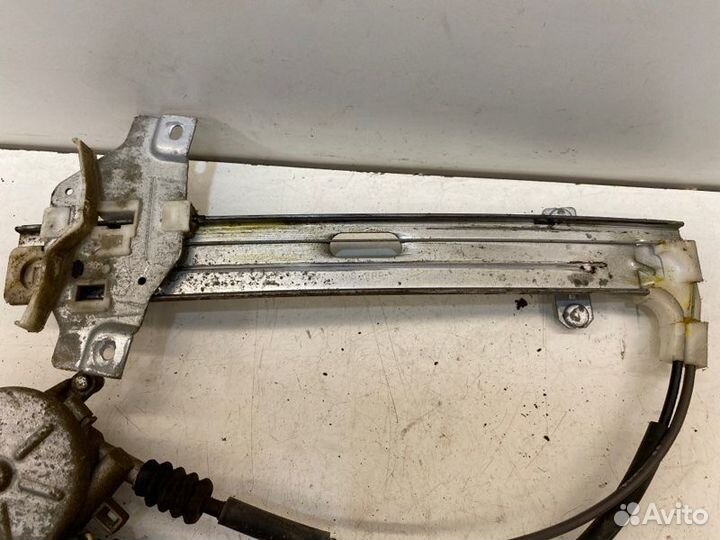 Мотор стеклоподъемника задний правый Kia Spectra