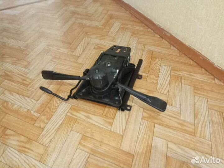 Пиастра для офисного кресла