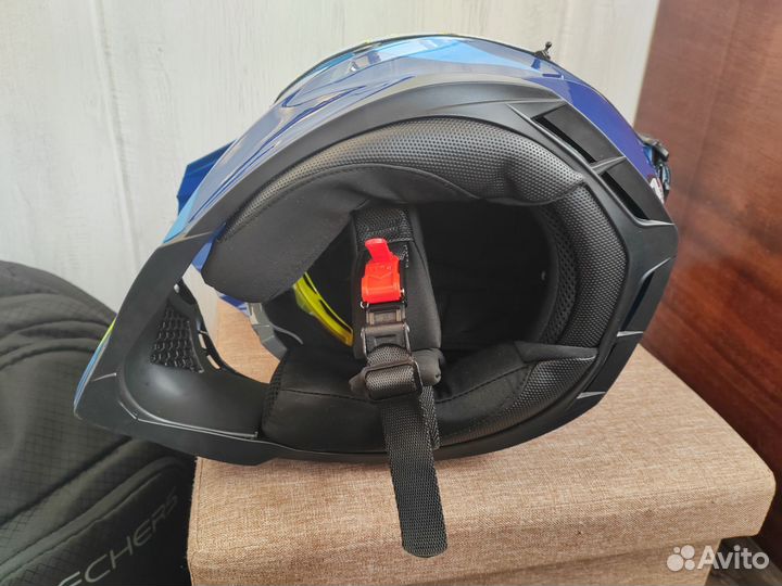 Шлем для мотоцикла кроссовый