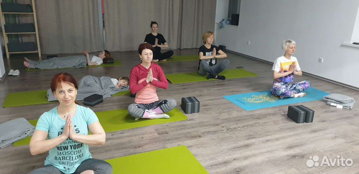 Йога, растяжка, фитнес