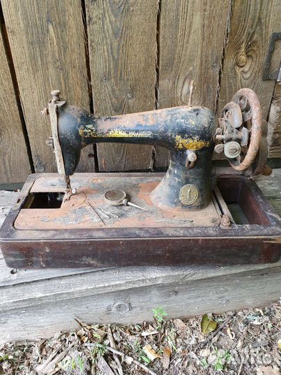 Швейная машина зингер Singer