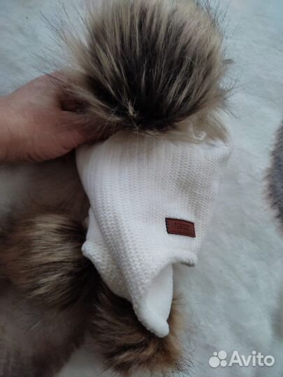 Шапка Kerry новая 56 плюс шарф