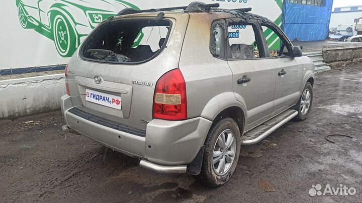 Замок багажника Hyundai Tucson 81230-2E010