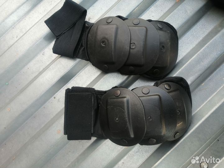 Противоударные щитки (омон)