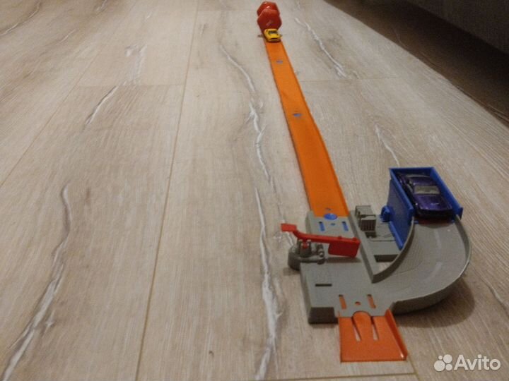 Трек для машинок hot wheels