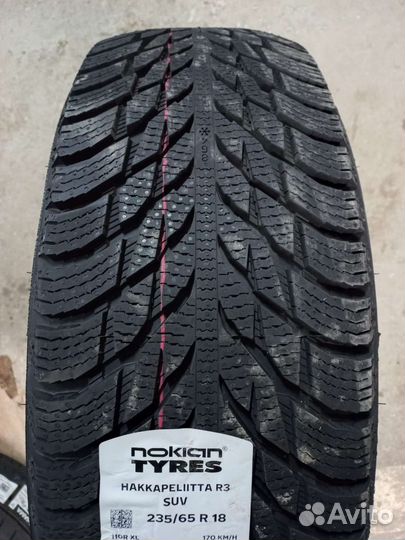 Nokian Tyres Hakkapeliitta R3 SUV 235/65 R18 110R