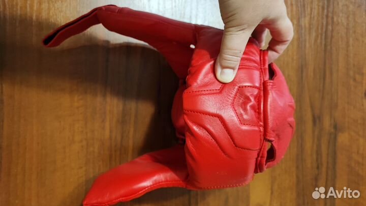 Лапа и шлем для единоборств