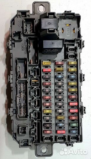 Блок предохранителей салонный Honda C-RV 1