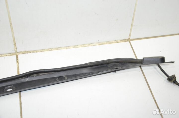 Датчик двери багажного отделения левый Nissan