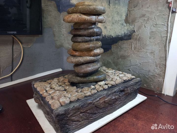 Декоративный фонтан садовый