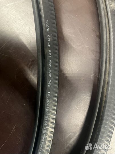 Уплотнитель двери задний правый skoda kodiaq 2018