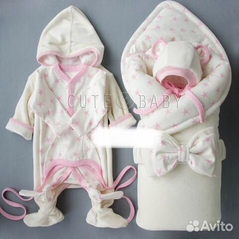 Комплект на выписку для девочки