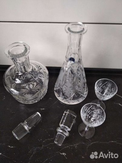 Графины. Рюмки. Фужеры. Пробки для графинов