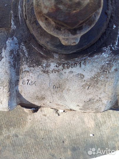 Рулевой редуктор с рулевой колонкой на Газель-3302