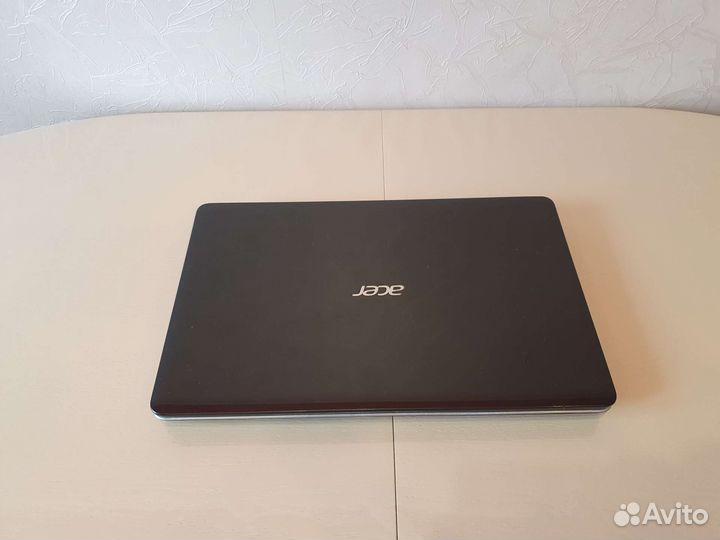 Ноутбук Acer e1-570