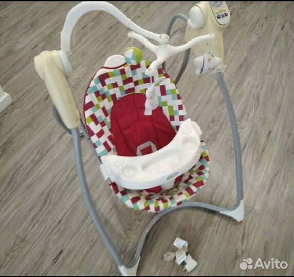 Детские электронные качели graco
