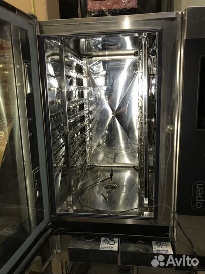 Пароконвектомат