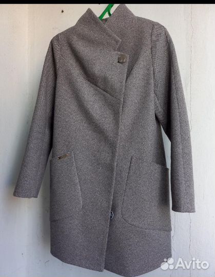 Пальто женское 42 44
