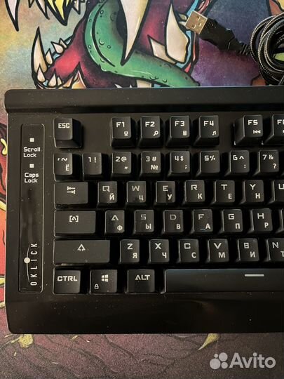 Клавиатуры Oklick 910G Black и Logitech K280e