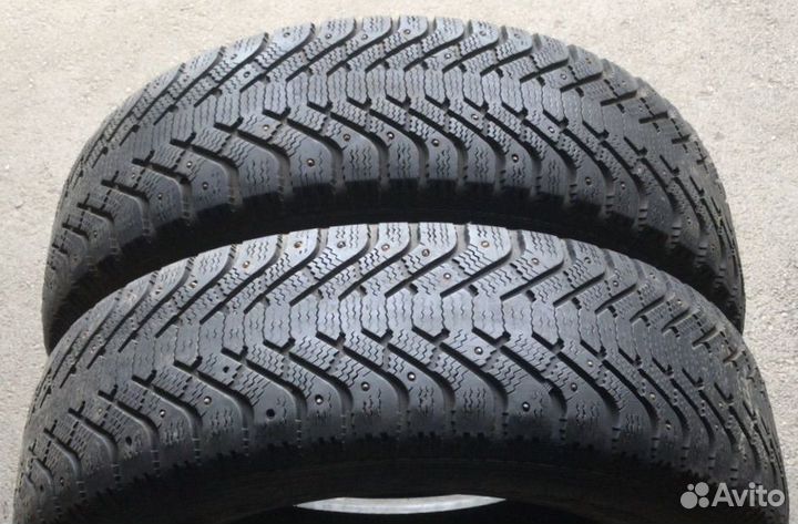 Goodyear UltraGrip 500 235/70 R17