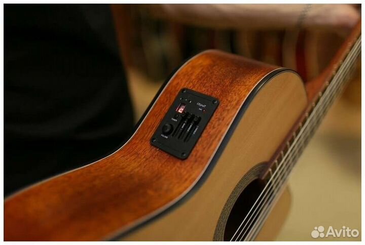 Классическая гитара Parkwood pc 110 с подключением