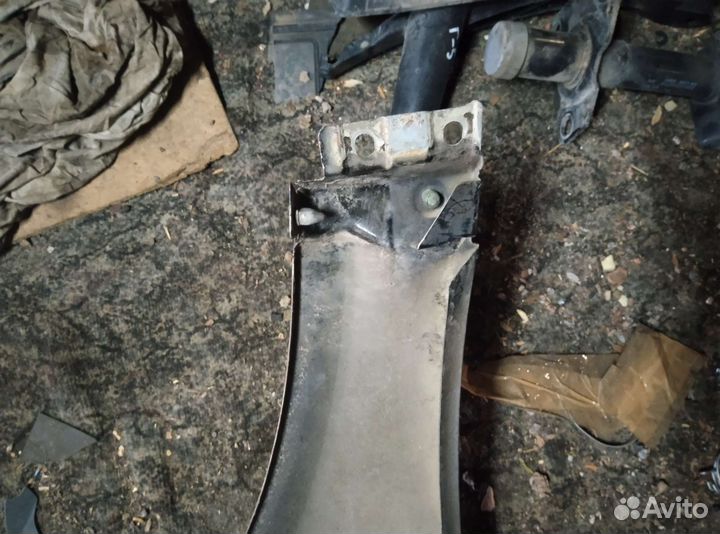 Крыло переднее левое пассат б-5+