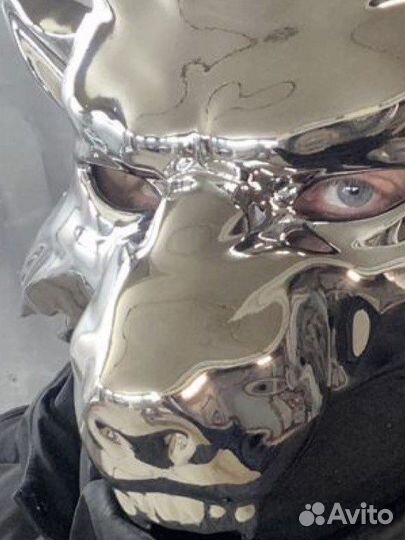 Маска волка хром