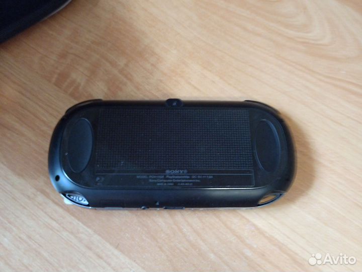 Игровой консоль ps vita