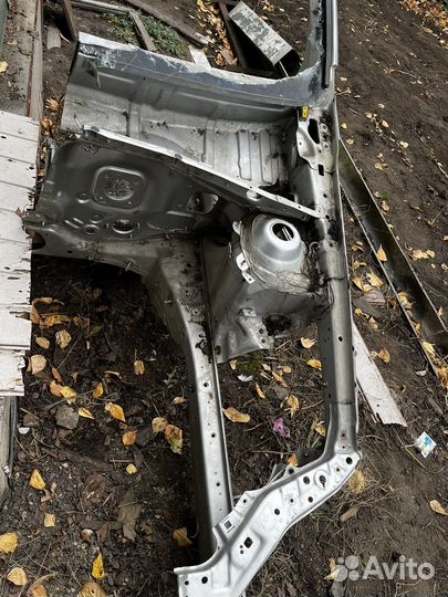 Четверть передняя левая Chevrolet Lacetti седан