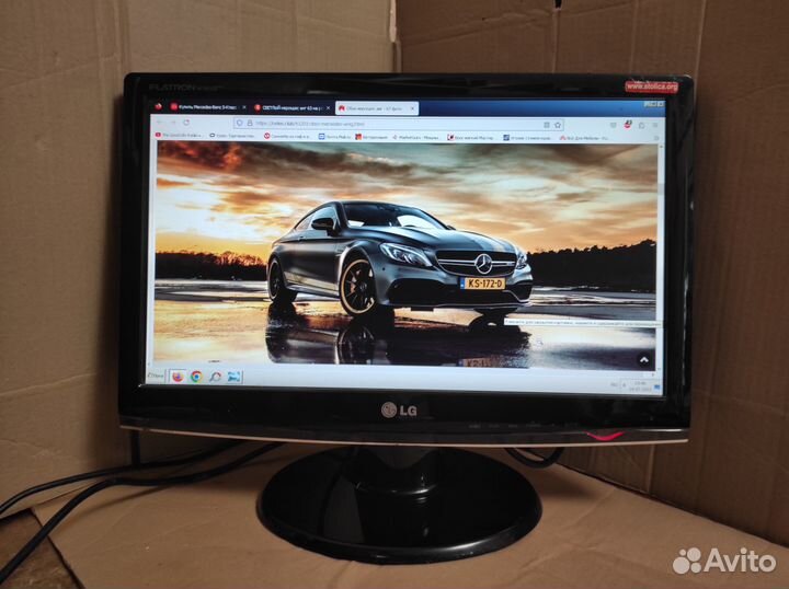 Монитор LG 19 дюймов