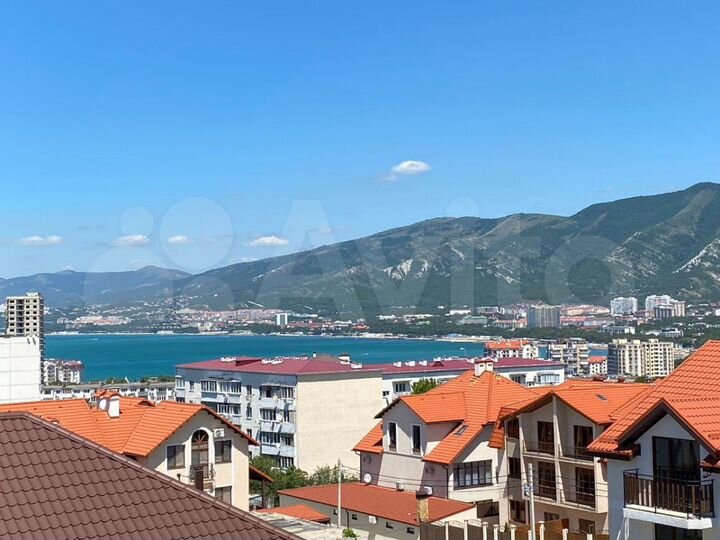 Комната 20 м² в 4-к., 3/3 эт.