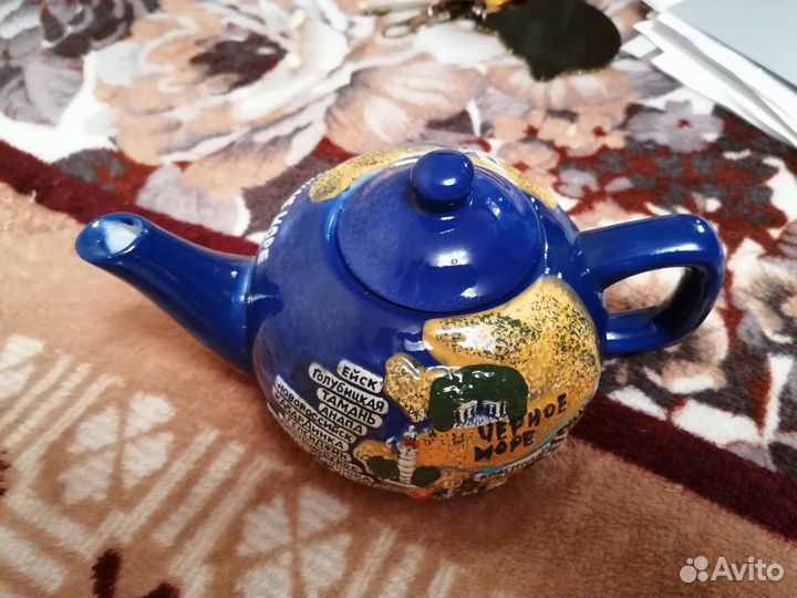 Заварной чайник. заварник чая. фаянс.посуда