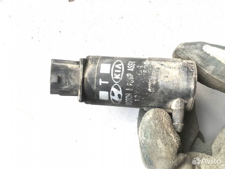 Моторчик омывателя Hyundai Solaris 1