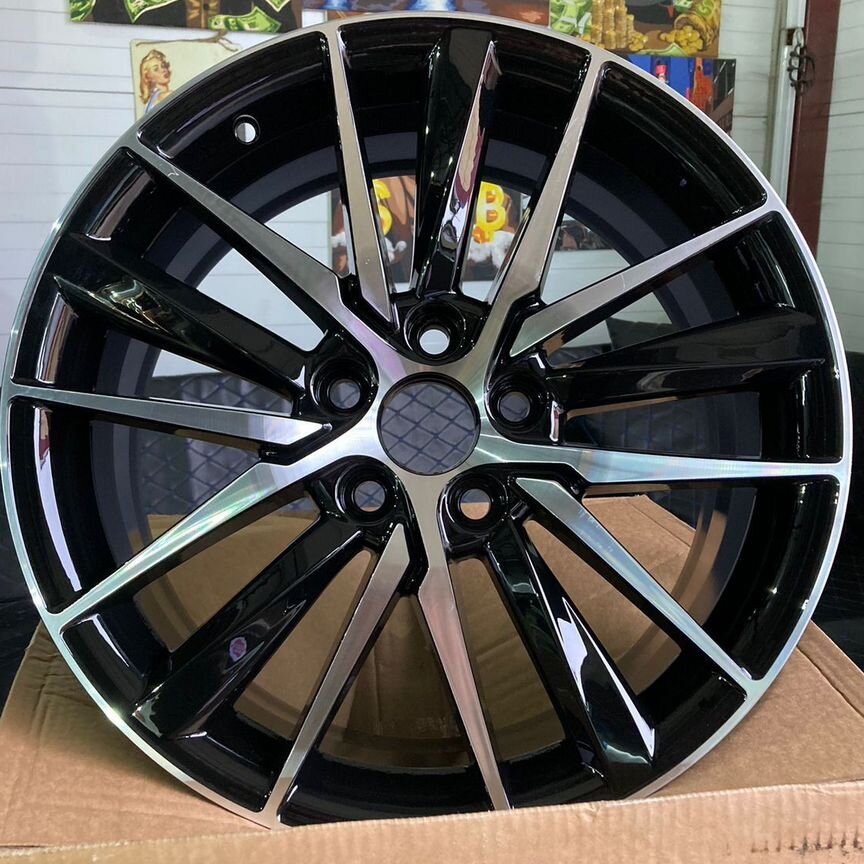 Литые диски Khomen Wheels KHW1807 8×R18 5×114.3