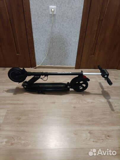 Забронирован. Электросамокат kugoo s3