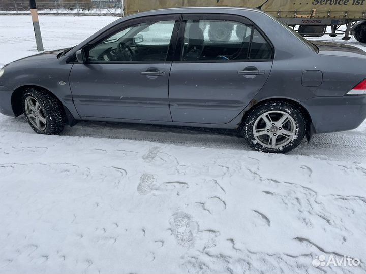 Mitsubishi Lancer 1.6 МТ, 2005, 292 000 км