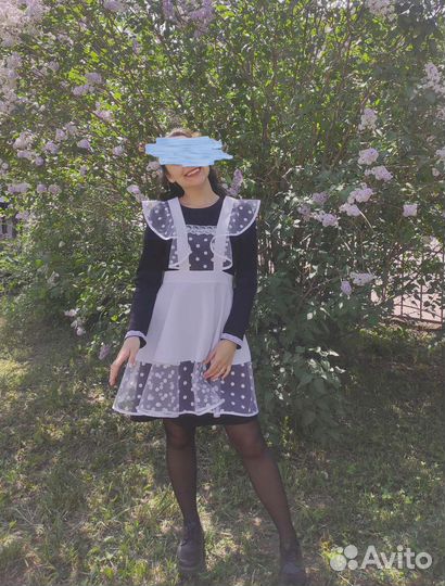 Школьный фартук