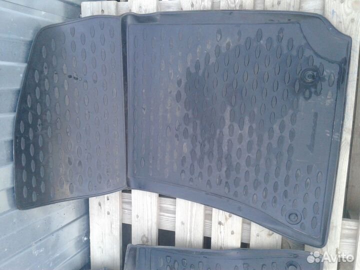 Коврики в салон автомобиля Mercedes-Benz 212