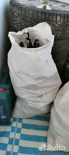 Бутылки с крышкой