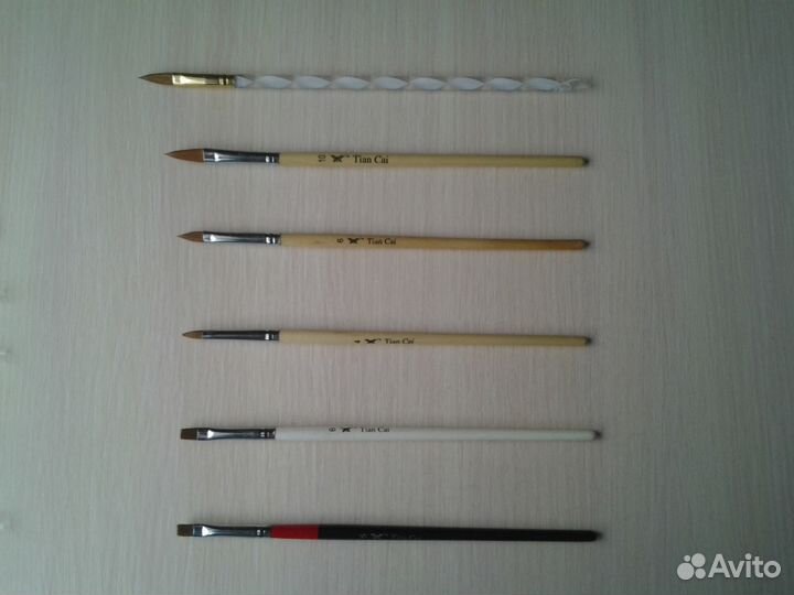 Кисти для маникюра