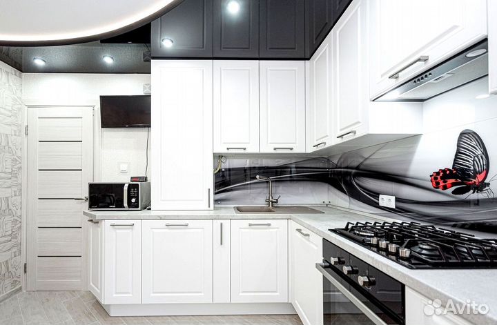 Кухня современная на заказ. Доставка и сборка