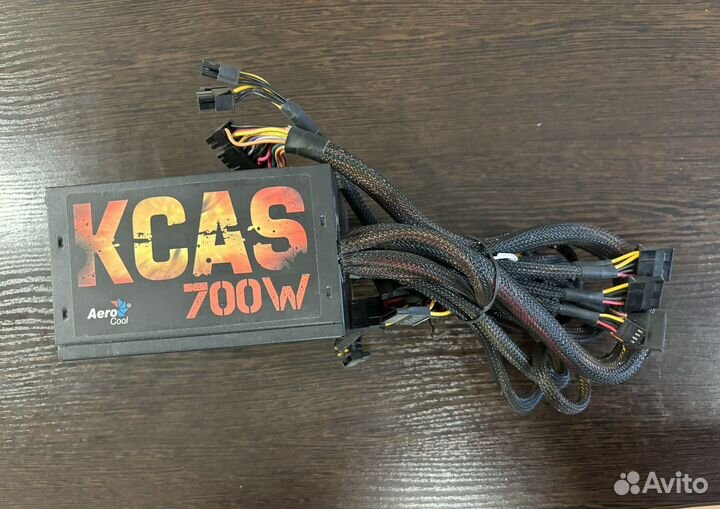 Блок питания Aero Cool kcas 700W