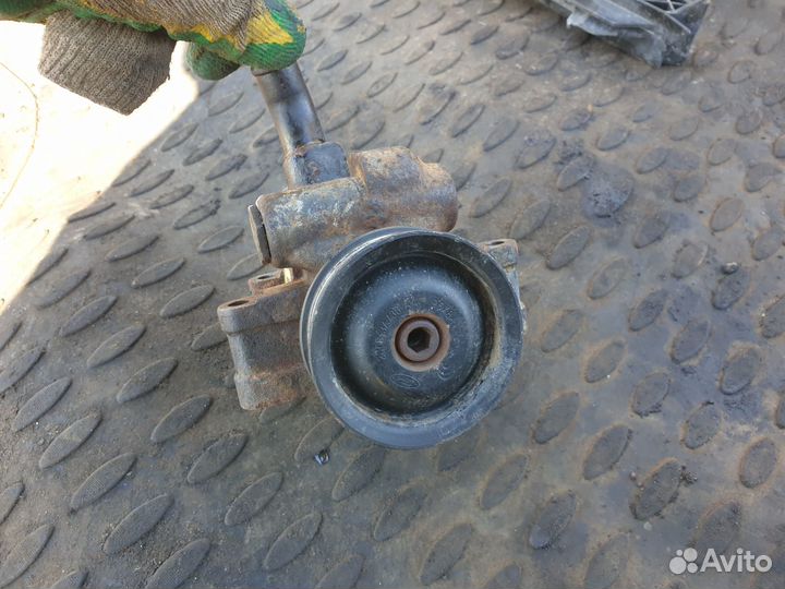 Насос гур гидроусилителя Ford Fusion Фьюжн 1.4-1.6