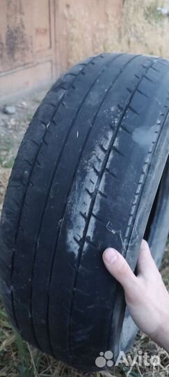 Yokohama E70B 215/60 R16