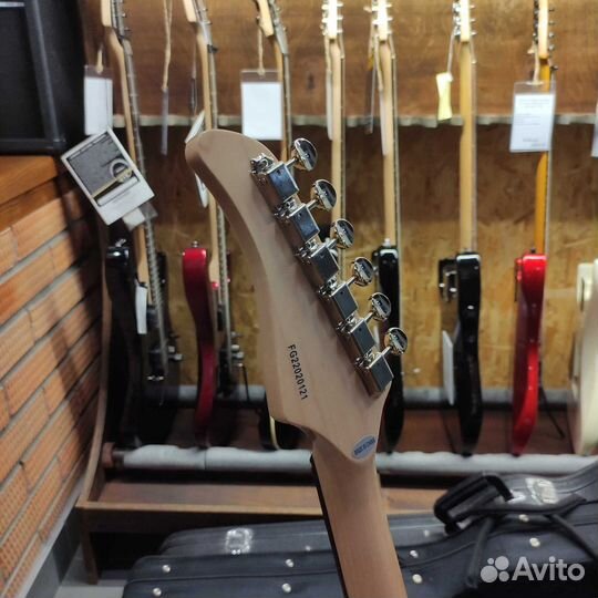 Электрогитара Fernandes Stratocaster LE-1Z SSS