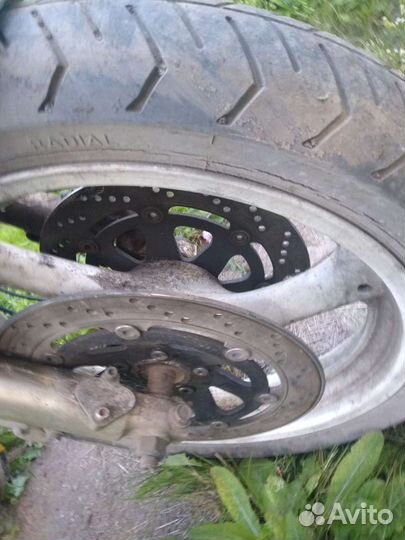 Мотоцикл Suzuki GSX-R 1100