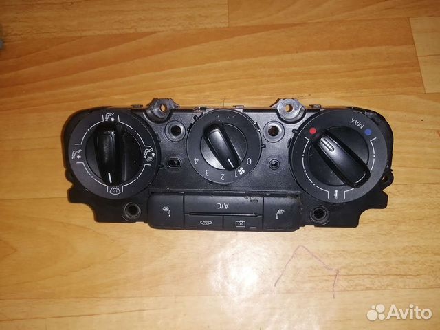 Блок управления печкой volkswagen jetta 6