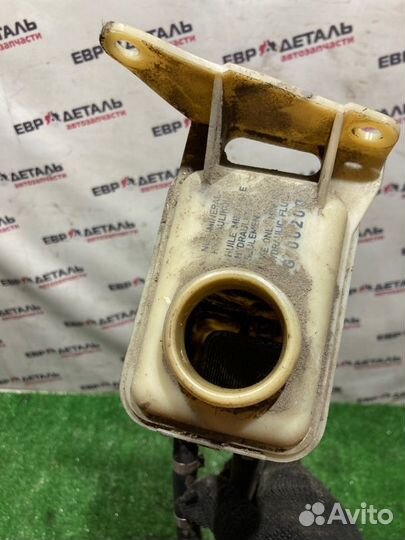 Бачок гидроусилителя руля Volkswagen Passat B5