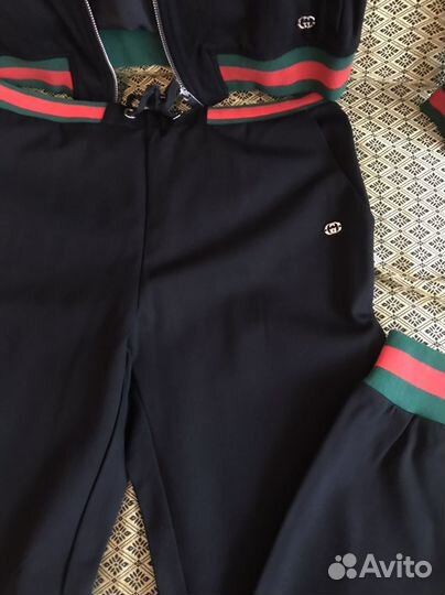 Спортивный костюм женский новый